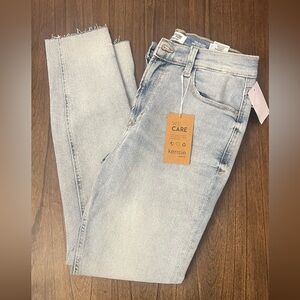 Kensie Jeans High Rise Skinny/ Size 8/29/ Color Light Wash